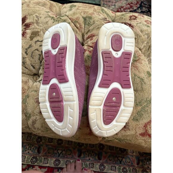 Draft Listing - Picture 2 of 2